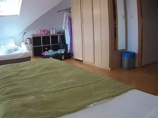 Julmodels Bedroom-D1's Live Sex Cam Show
