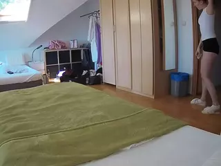 Julmodels Bedroom-D1's Live Sex Cam Show