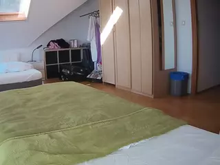 Julmodels Bedroom-D1's Live Sex Cam Show