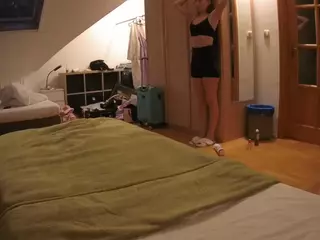Julmodels Bedroom-D1's Live Sex Cam Show