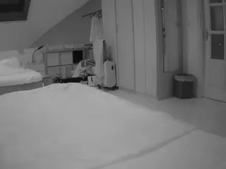 Julmodels Bedroom-D1's Live Sex Cam Show