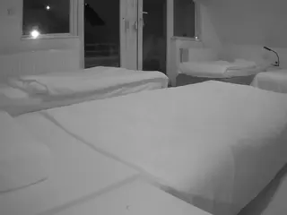 Julmodels Bedroom-D2's Live Sex Cam Show