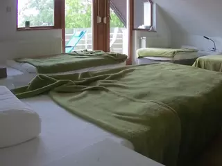 Julmodels Bedroom-D2's Live Sex Cam Show