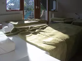 Julmodels Bedroom-D2's Live Sex Cam Show