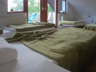 Julmodels Bedroom-D2's Live Sex Cam Show