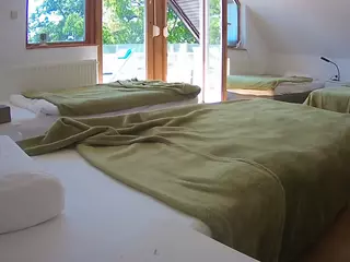 Julmodels Bedroom-D2's Live Sex Cam Show