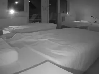 Julmodels Bedroom-D2's Live Sex Cam Show