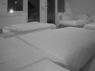 Julmodels Bedroom-D2's Live Sex Cam Show