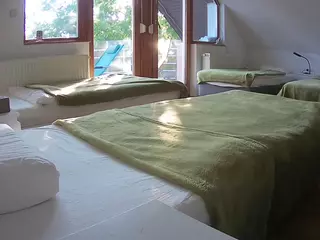 Julmodels Bedroom-D2's Live Sex Cam Show