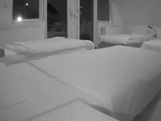 Julmodels Bedroom-D2's Live Sex Cam Show
