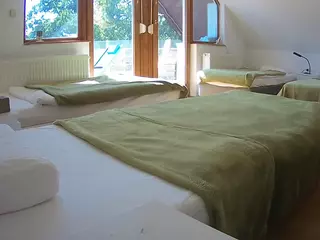 Julmodels Bedroom-D2's Live Sex Cam Show