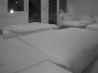 Julmodels Bedroom-D2's Live Sex Cam Show