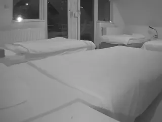 Julmodels Bedroom-D2's Live Sex Cam Show