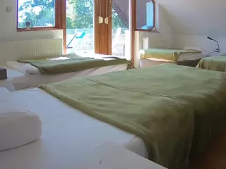 Julmodels Bedroom-D2's Live Sex Cam Show
