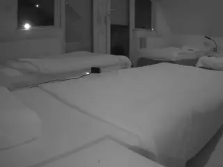 Julmodels Bedroom-D2's Live Sex Cam Show