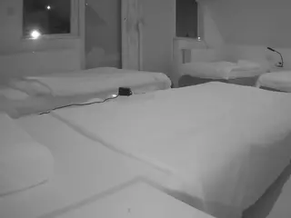 Julmodels Bedroom-D2's Live Sex Cam Show