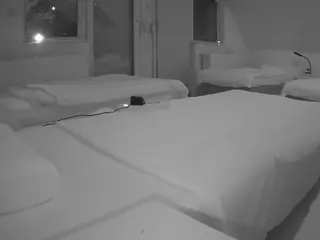 Julmodels Bedroom-D2's Live Sex Cam Show