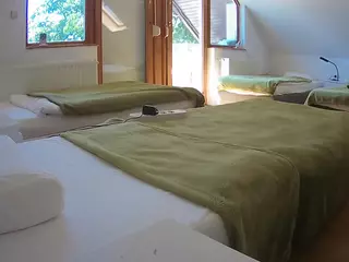 Julmodels Bedroom-D2's Live Sex Cam Show
