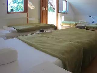 Julmodels Bedroom-D2's Live Sex Cam Show