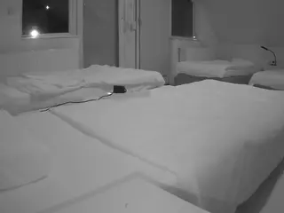Julmodels Bedroom-D2's Live Sex Cam Show