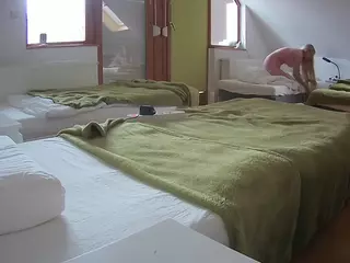 Julmodels Bedroom-D2's Live Sex Cam Show