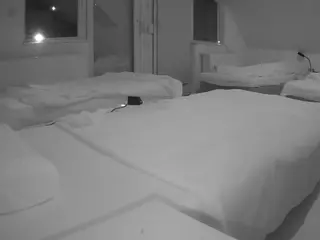 Julmodels Bedroom-D2's Live Sex Cam Show