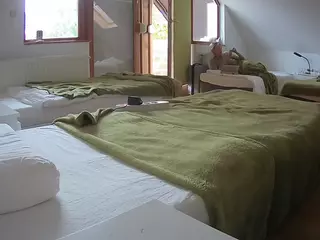 Julmodels Bedroom-D2's Live Sex Cam Show