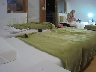 Julmodels Bedroom-D2's Live Sex Cam Show