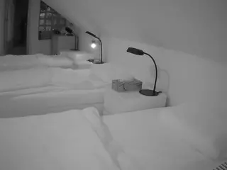 Julmodels Bedroom-D3's Live Sex Cam Show