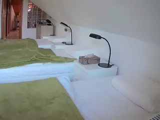 Julmodels Bedroom-D3's Live Sex Cam Show