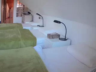 Julmodels Bedroom-D3's Live Sex Cam Show