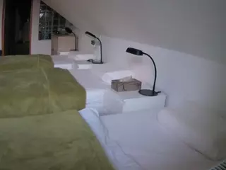 Julmodels Bedroom-D3's Live Sex Cam Show