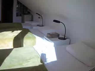 Julmodels Bedroom-D3's Live Sex Cam Show