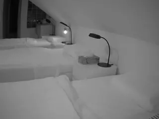 Julmodels Bedroom-D3's Live Sex Cam Show