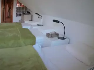 Julmodels Bedroom-D3's Live Sex Cam Show