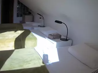 Julmodels Bedroom-D3's Live Sex Cam Show