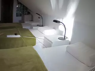 Julmodels Bedroom-D3's Live Sex Cam Show