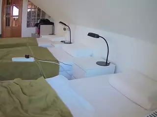 Julmodels Bedroom-D3's Live Sex Cam Show