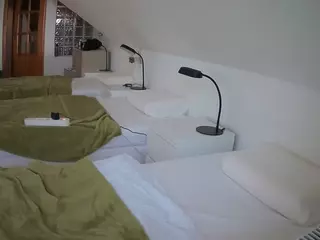 Julmodels Bedroom-D3's Live Sex Cam Show