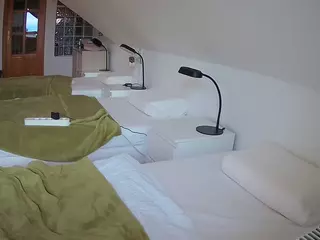 Julmodels Bedroom-D3's Live Sex Cam Show