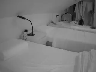 Julmodels Bedroom-D4's Live Sex Cam Show