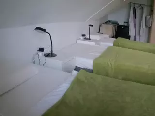 Julmodels Bedroom-D4's Live Sex Cam Show