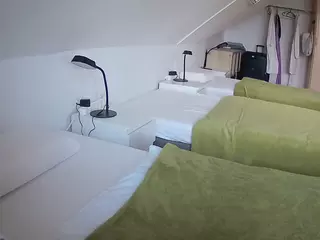 Julmodels Bedroom-D4's Live Sex Cam Show