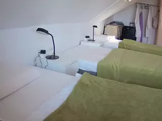 Julmodels Bedroom-D4's Live Sex Cam Show