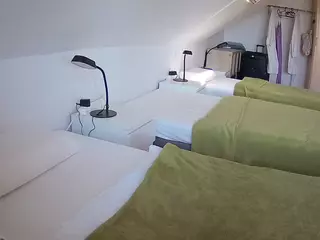 Julmodels Bedroom-D4's Live Sex Cam Show