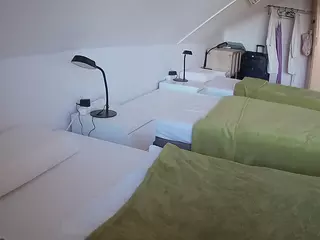 Julmodels Bedroom-D4's Live Sex Cam Show