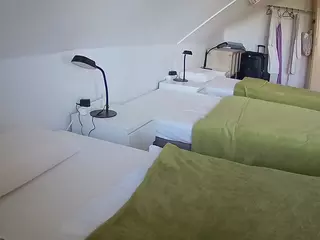 Julmodels Bedroom-D4's Live Sex Cam Show