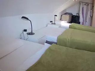 Julmodels Bedroom-D4's Live Sex Cam Show