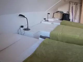 Julmodels Bedroom-D4's Live Sex Cam Show