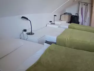 Julmodels Bedroom-D4's Live Sex Cam Show